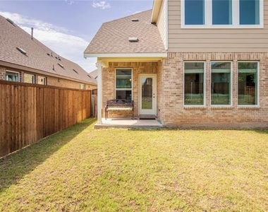 1217 Rosebay Drive - Photo Thumbnail 33