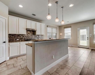 3716 Cameroon Lane - Photo Thumbnail 5