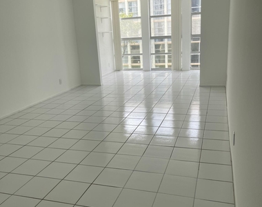 801 Three Island Boulevard - Photo Thumbnail 4
