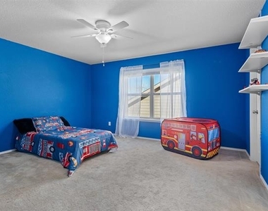 5405 Sea Cove Lane - Photo Thumbnail 24