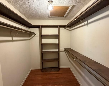 821 E Highway 199 - Photo Thumbnail 12