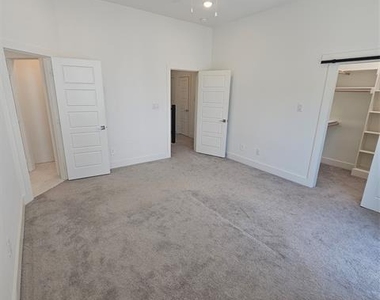 7305 Bree Court - Photo Thumbnail 23