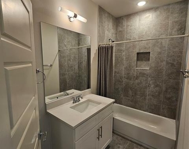 7305 Bree Court - Photo Thumbnail 16