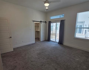 7305 Bree Court - Photo Thumbnail 19