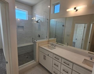7305 Bree Court - Photo Thumbnail 18