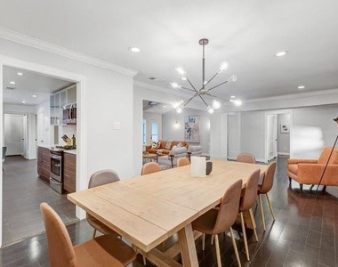 9667 Timberleaf Drive - Photo Thumbnail 5