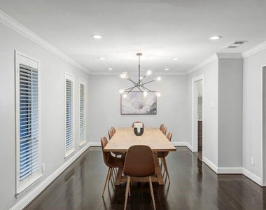 9667 Timberleaf Drive - Photo Thumbnail 6