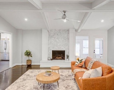 9667 Timberleaf Drive - Photo Thumbnail 3