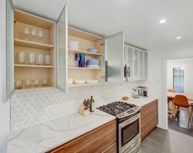 9667 Timberleaf Drive - Photo Thumbnail 8