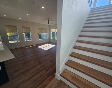 2139 Mail Avenue - Photo Thumbnail 11
