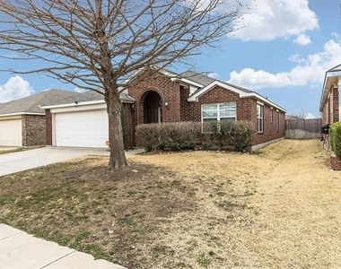 6440 Stone Lake Drive - Photo Thumbnail 3
