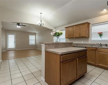 6440 Stone Lake Drive - Photo Thumbnail 21