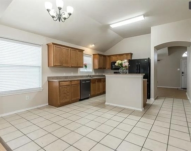 6440 Stone Lake Drive - Photo Thumbnail 18