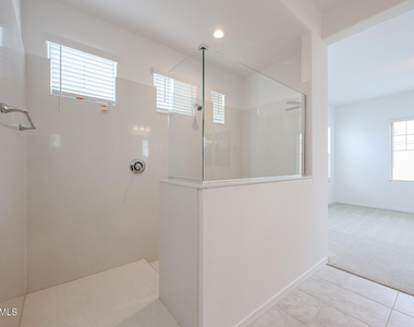 7616 W Bronco Trail - Photo Thumbnail 13