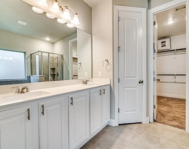 2156 Bailey Street - Photo Thumbnail 14