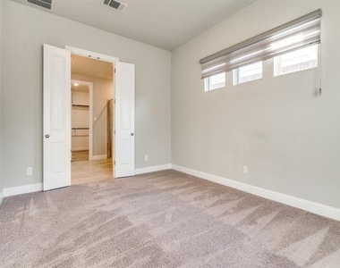 2156 Bailey Street - Photo Thumbnail 11