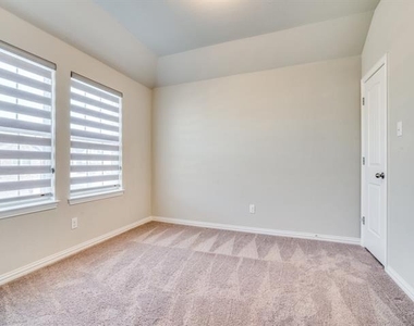 2156 Bailey Street - Photo Thumbnail 18