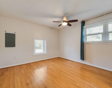 2217 Glenwood - Photo Thumbnail 23