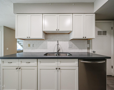 5634 S Captain Kidd Court - Photo Thumbnail 7