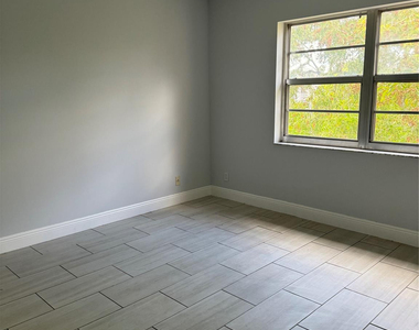 1100 Nw 87th Avenue - Photo Thumbnail 9