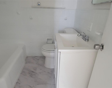 2417 Hayes Street - Photo Thumbnail 8