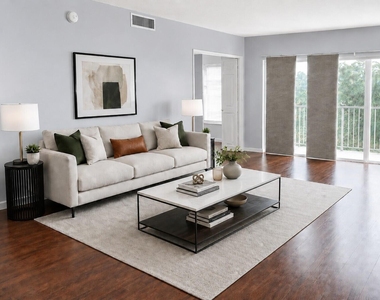 3050 N Palm Aire Drive - Photo Thumbnail 4