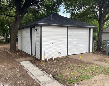 2211 W Illinois Avenue - Photo Thumbnail 7