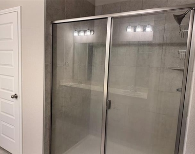3936 Bellingham Lane - Photo Thumbnail 12