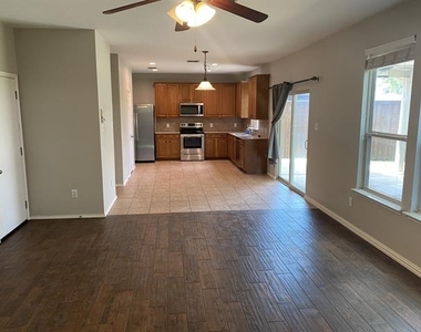 3904 Ironstone Lane - Photo Thumbnail 2