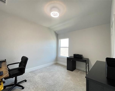 3229 Marilanda Road - Photo Thumbnail 15