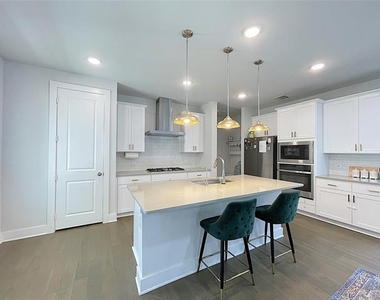 3229 Marilanda Road - Photo Thumbnail 5
