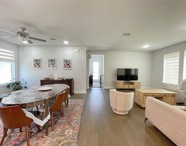 3229 Marilanda Road - Photo Thumbnail 4