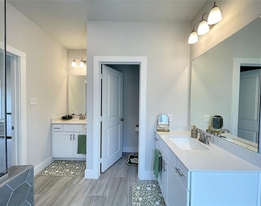 3229 Marilanda Road - Photo Thumbnail 12