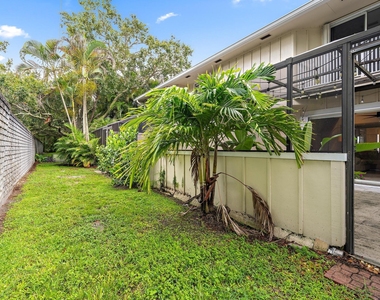 6158 Riverwalk Lane - Photo Thumbnail 16