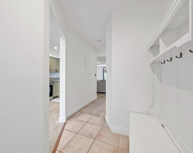 6158 Riverwalk Lane - Photo Thumbnail 3