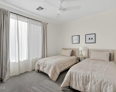 7601 E Roosevelt Street - Photo Thumbnail 29