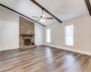 1607 Glenhill Lane - Photo Thumbnail 1