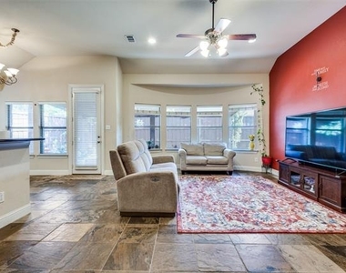 4654 Phillip Drive - Photo Thumbnail 7