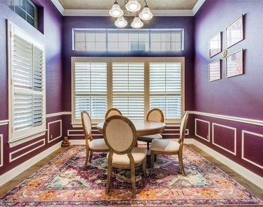 4654 Phillip Drive - Photo Thumbnail 3