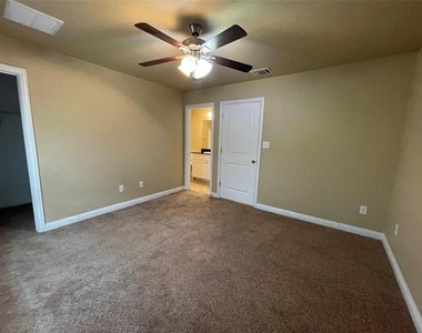 3133 Weave Court - Photo Thumbnail 4