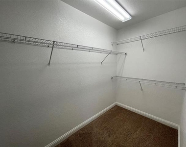 3133 Weave Court - Photo Thumbnail 5