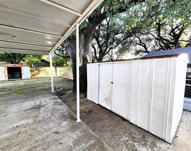 604 E 4th Street - Photo Thumbnail 19