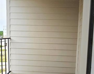 206 S Village Way - Photo Thumbnail 27