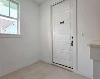 206 S Village Way - Photo Thumbnail 36