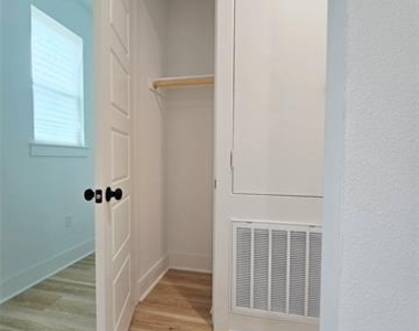 206 S Village Way - Photo Thumbnail 35
