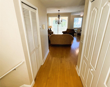 11013 Legacy Lane - Photo Thumbnail 2