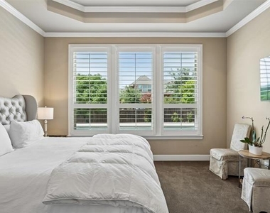 801 Rose Court - Photo Thumbnail 12