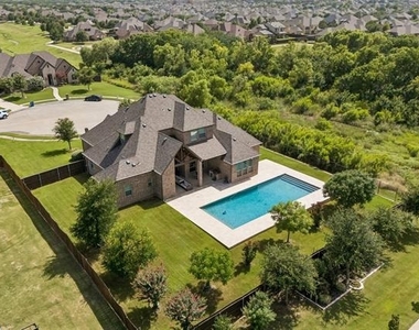 801 Rose Court - Photo Thumbnail 34