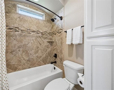 801 Rose Court - Photo Thumbnail 19