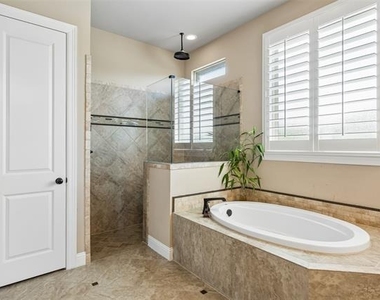 801 Rose Court - Photo Thumbnail 13